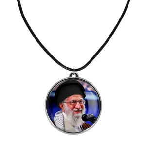 گردنبند تصویر رهبر