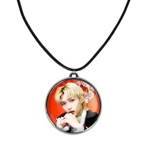 گردنبند فلیکس گروه استری کیدز Stray Kids