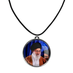 گردنبند تصویر رهبر