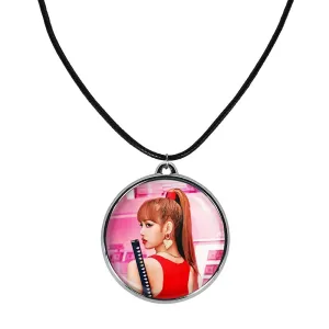 گردنبند لیسا بلک پینک Black Pink
