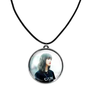 گردنبند لیسا بلک پینک Black Pink