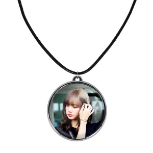 گردنبند لیسا بلک پینک Black Pink