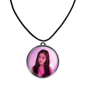 گردنبند رزی بلک پینک Black Pink