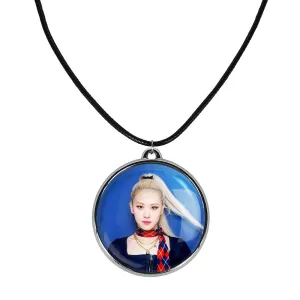 گردنبند رزی بلک پینک Black Pink