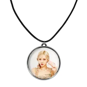 گردنبند رزی بلک پینک Black Pink