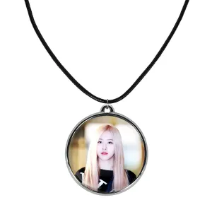 گردنبند رزی بلک پینک Black Pink