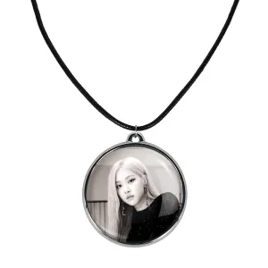 گردنبند رزی بلک پینک Black Pink