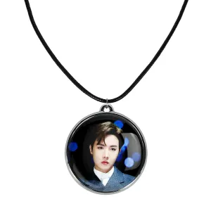 گردنبند جی هوپ J Hope گروه بی تی اس BTS