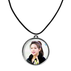 گردنبند جونگیون گروه توایس TWICE