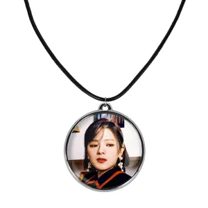 گردنبند جونگیون گروه توایس TWICE