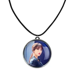 گردنبند مینا گروه توایس TWICE