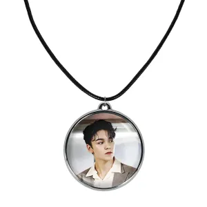 گردنبند ورنون گروه سونتین Seventeen