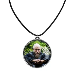 گردنبند رگنار سریال وایکینگ ها Vikings