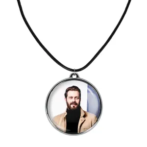 گردنبند پژمان بازغی