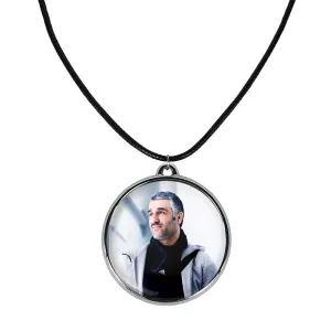 گردنبند پژمان جمشیدی