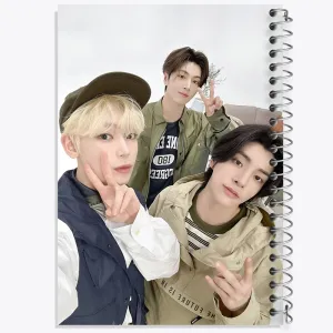 دفتر استری کیدز (Stray Kids)