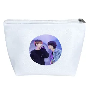 کیف لوازم آرایش تهیونگ و جونگ کوک گروه موسیقی بی تی اس BTS
