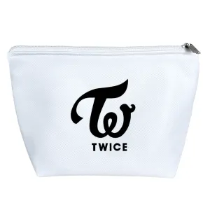 کیف لوازم آرایش گروه موسیقی توایس TWICE