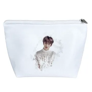 کیف لوازم آرایش گروه موسیقی مانستا ایکس MONSTA X