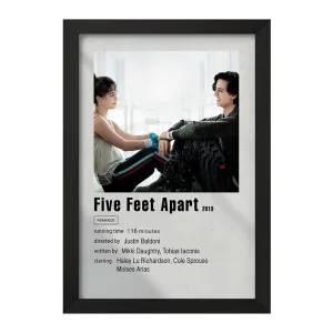 تابلو پنج فوت جدا (Five Feet Apart)