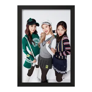 تابلو گروه توایس TWICE