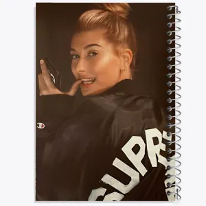 دفتر هیلی بیبر (Hailey Bieber)