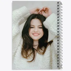 دفتر سلنا گومز (Selena Gomez)