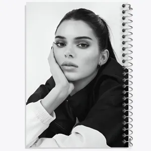 دفتر کندال جنر(Kendall Jenner)