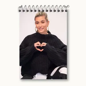 دفتر یادداشت هیلی بیبر (Hailey Bieber)