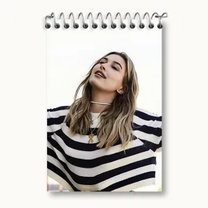 دفتر یادداشت هیلی بیبر (Hailey Bieber)