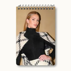 دفتر یادداشت رزی هانتینگتون (Rosie Huntington)
