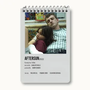 دفتر یادداشت بعد از آفتاب (Aftersun)