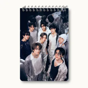 دفتر یادداشت استری کیدز (Stray Kids)