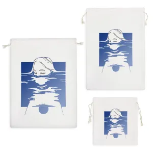 کیسه نظم دهنده دختر زیر آب